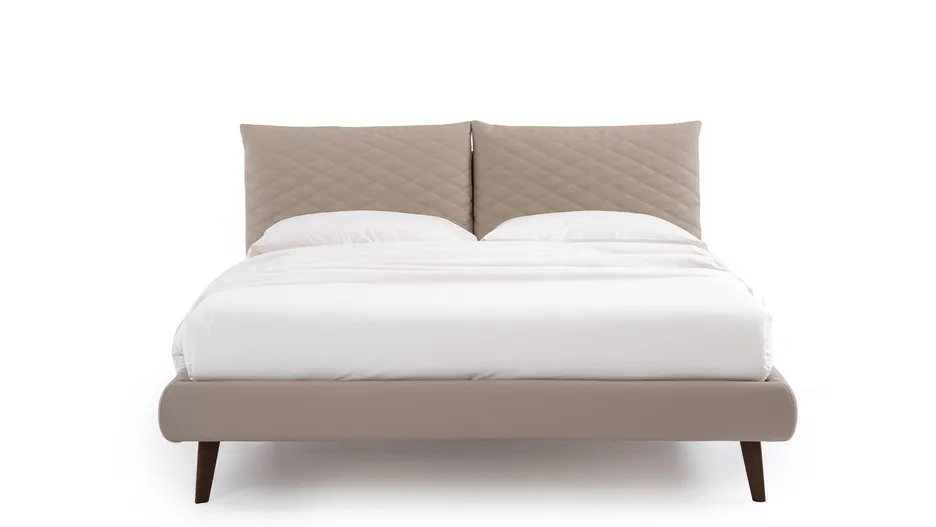 Letto con testiera trapuntata So Regular di Noctis