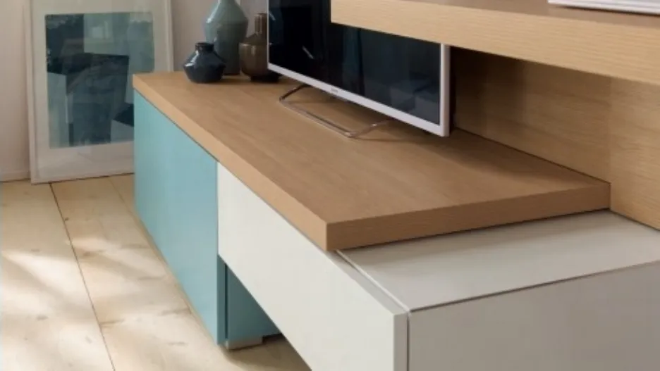 Parete Attrezzata moderna in essenza legno d'olmo abbinata al laccato bianco, cielo e corda LV107 Moretti Compact