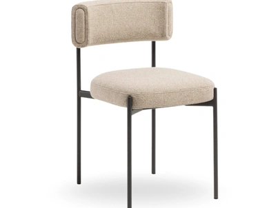 Sedia Amelie in tessuto imbottito di Midj
