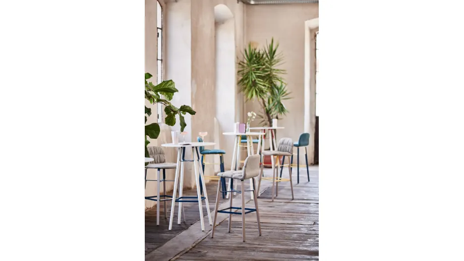 Sgabello imbottito Liù di Midj