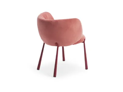 Sedia Mys rivestita in tessuto imbottito con gambe in metallo di Midj