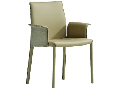 Sedia con braccioli completamente rivestita in pelle Nuvola PB R_TS di Midj