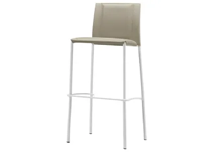 Sgabello in cuoio con struttura in metallo verniciato Silvy M CU di Midj